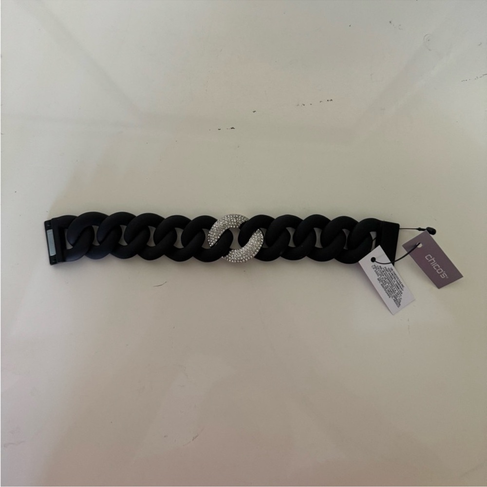 Chico’s black matte link bracelet size 7.5”
